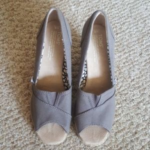 Toms Wedge Shoes